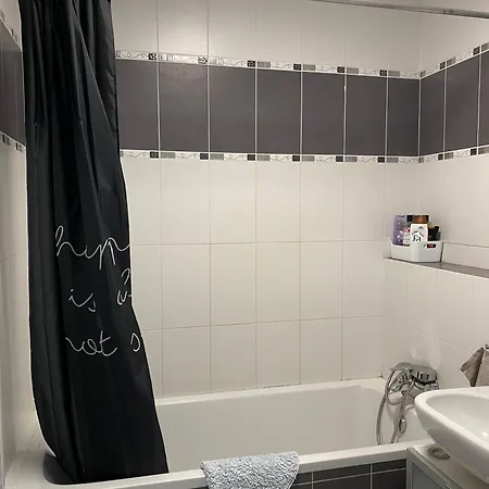 Fantastic View From The 20th Floor Apartament